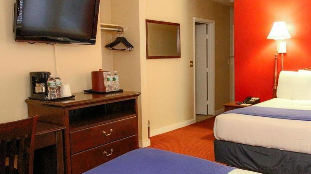 Found Hotel Boston Common Экстерьер фото
