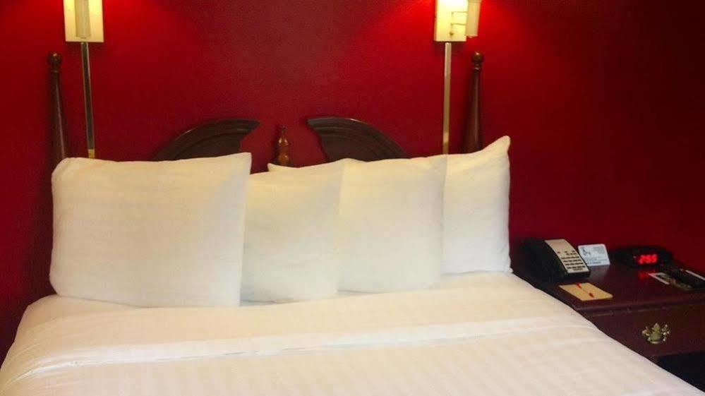 Found Hotel Boston Common Экстерьер фото